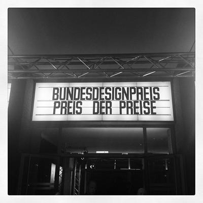 Galerie Bild 1 zu Einmal bitte Daumen drücken! 